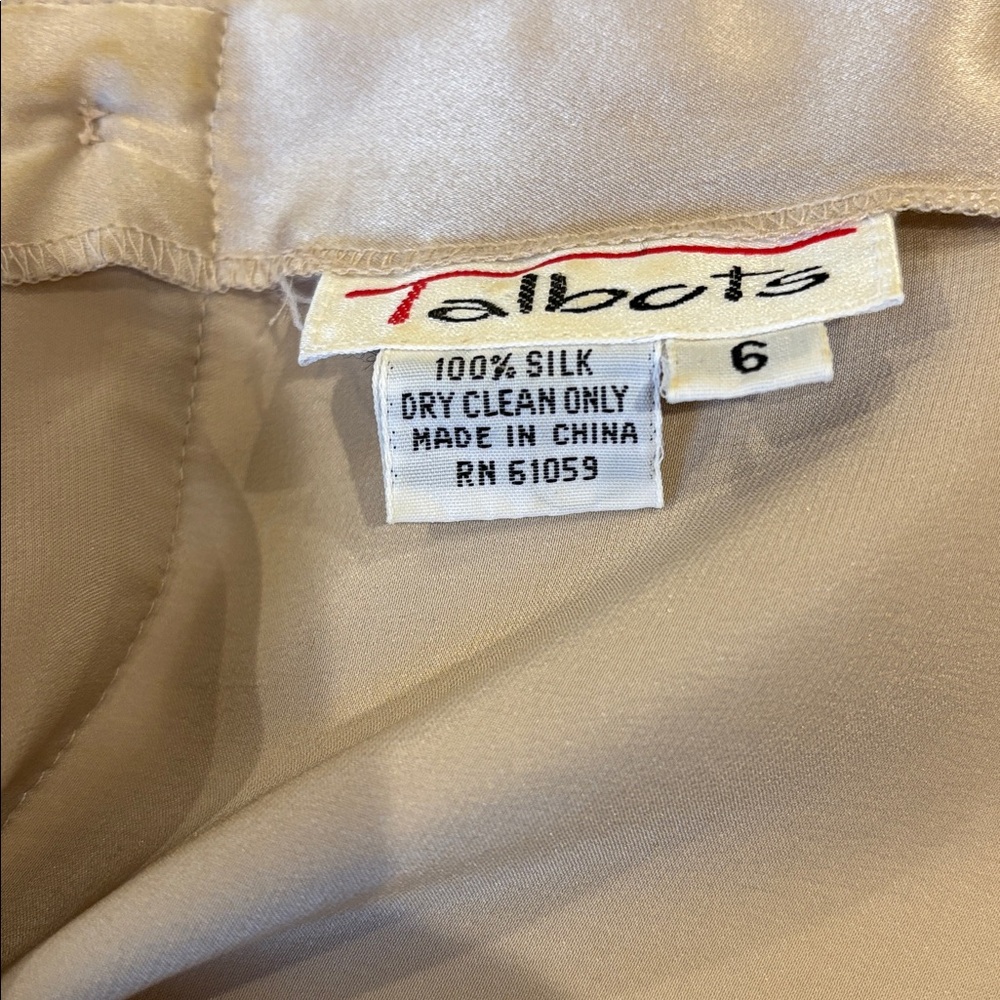 80s TALBOTS SILK PEWTER TAN SLEEK LONG SLEEVE & JEWEL NECKLINE MINIMALIST SZ 6 - Picture 10 of 10